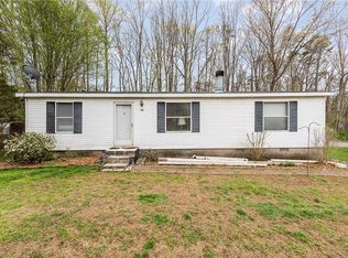 1035 Cyndijo Ln, King, NC 27021