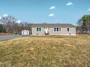 987 Valley Falls Rd, Schaghticoke, NY 12154