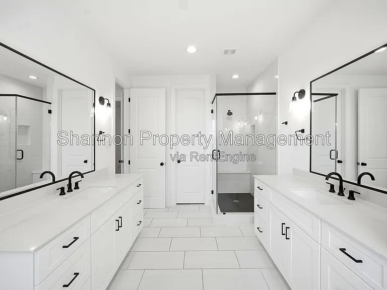 1823 Prospect St #C — Photo 27