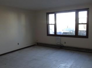 222 Eldridge St APT 1L, Cranston, RI 02910