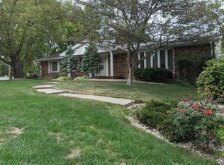 6096 Countryhills Dr, Cincinnati, OH 45233