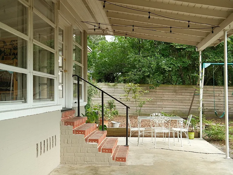 1318 Somerville Rd — Photo 7