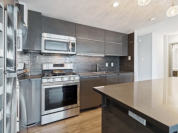 3rd image of 3883 Turtle Creek Blvd APT 808