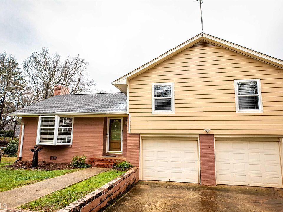 2nd image of 100 Hatcher Ln SE #19/18