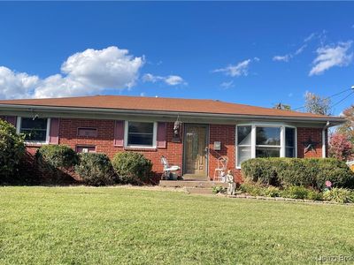 1809 N Larkspur Drive, Jeffersonville, IN, 47130