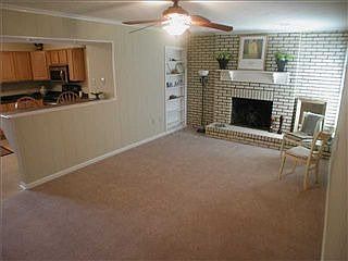 4th image of 5325 Lyford Ave