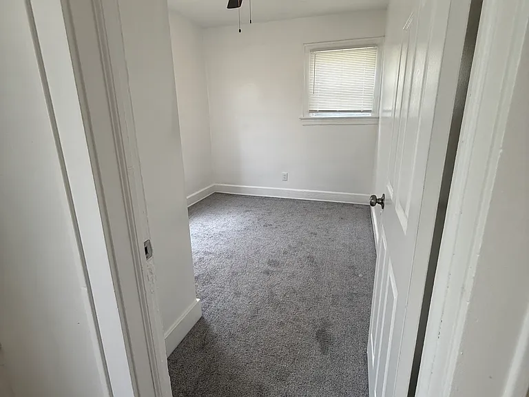 15203 Kinsman Rd #1 — Photo 10