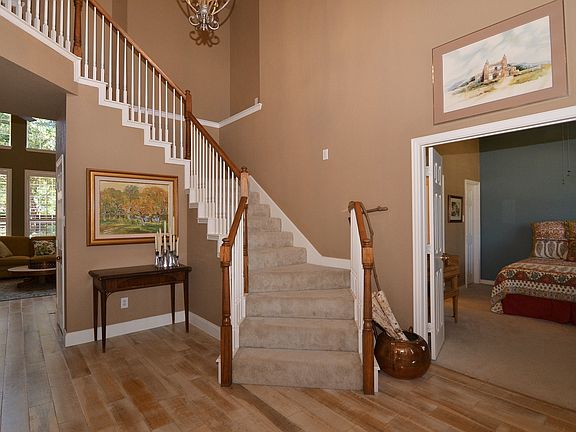 3rd image of 4209 Saltburn Dr