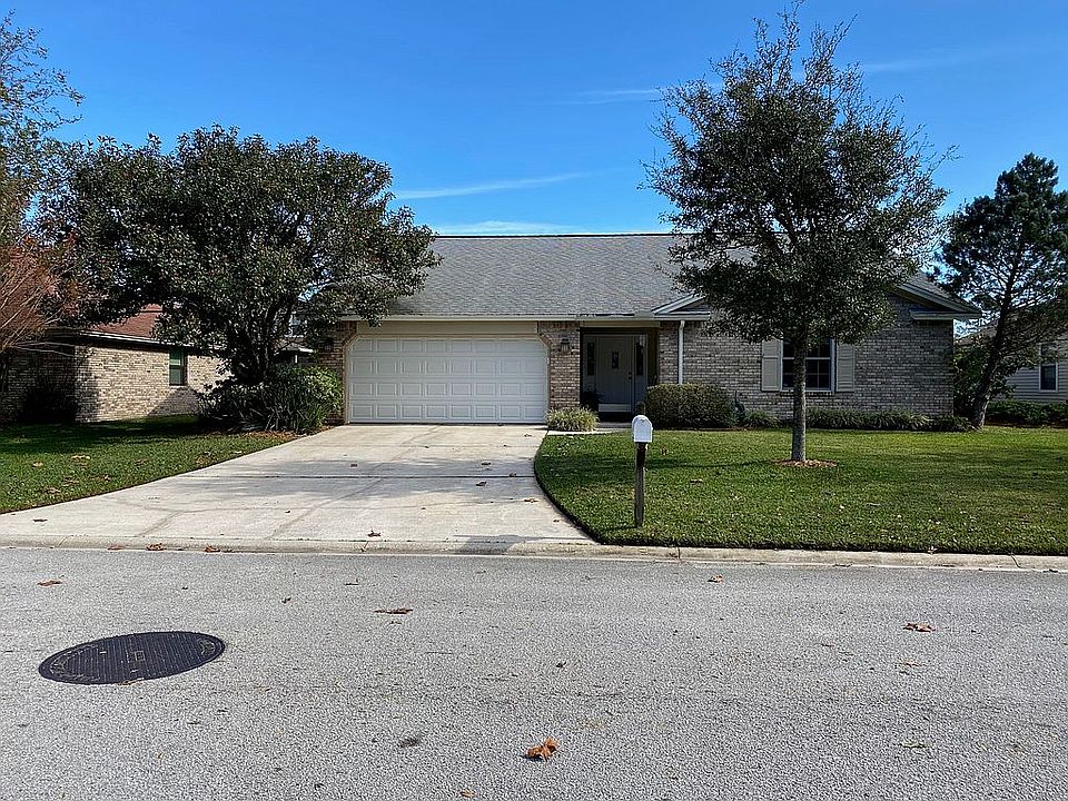 1st image of 10329 Forest Haven Dr E