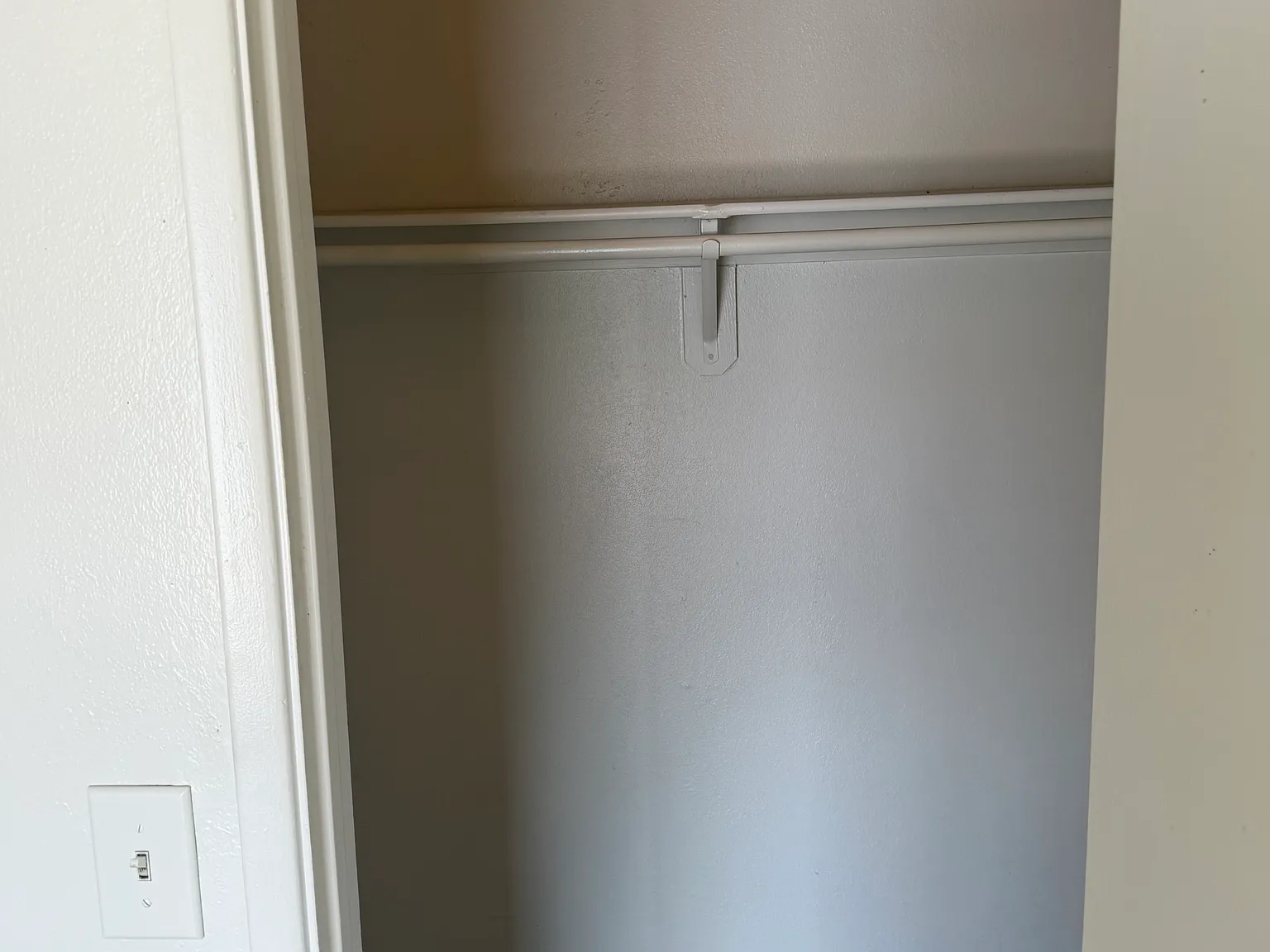 2 bed, 750 sqft, $900 — Photo 1