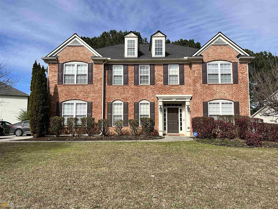 1st image of 112 Village Green Cir