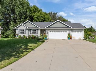 2546 Settlers Ct, Appleton, WI 54914