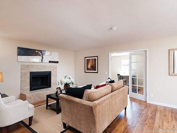 2nd image of 6025 Newcastle Ct