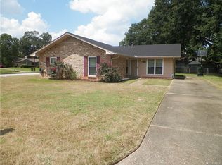 560 Dunbarton Rd, Montgomery, AL 36117