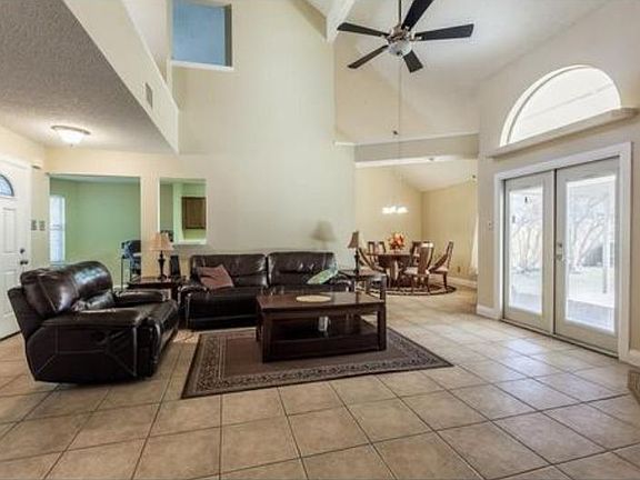 2nd image of 5601 Stone Meadow Ln