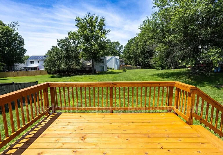 10116 Wimbledon Ct — Photo 21