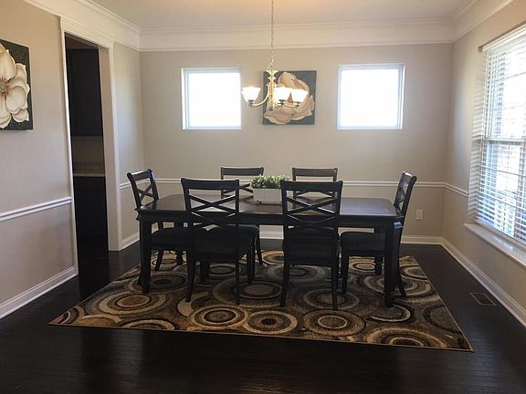 4th image of 228 Balsamine Dr #3407