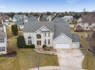 1228 Copperfield Ct, Aurora, IL 60504