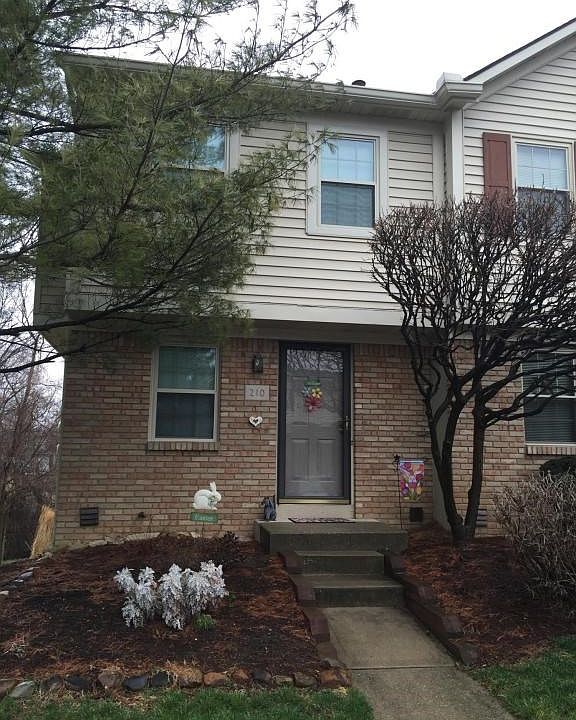 1st image of 210 Foxtrail Ct