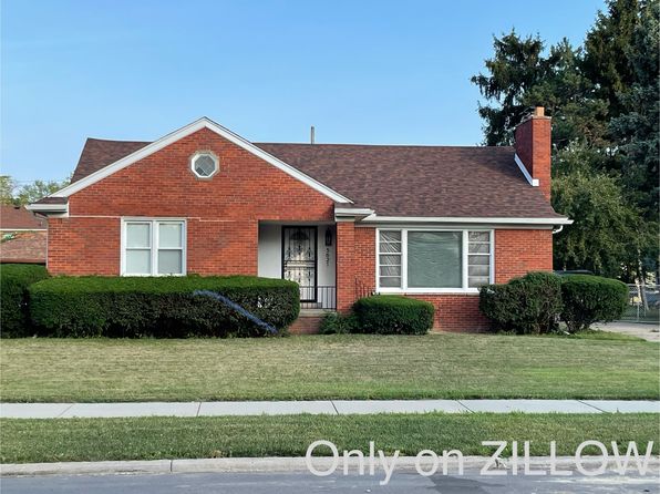 5621 Oakman Blvd
