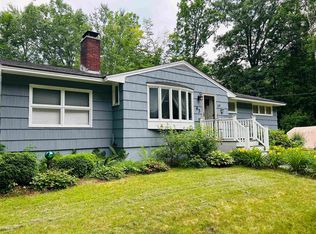 63 Keyes Hill Rd, Pelham, NH 03076