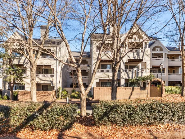212 W 10th St, Charlotte, NC 28202