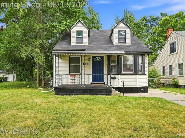 8626 Brace St, Detroit, MI 48228