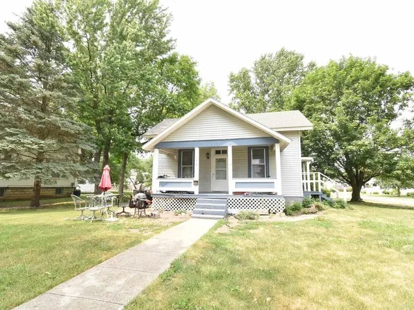 502 N 2nd St, Kentland, IN 47951