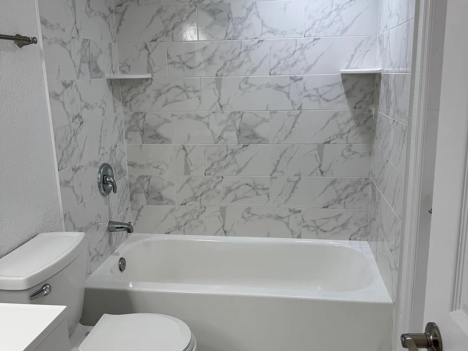 141 Fernery Rd — Photo 2