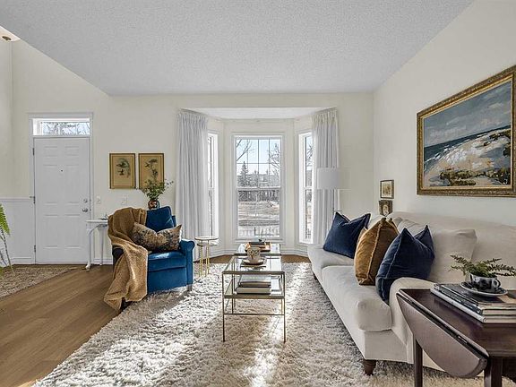 3rd image of 60 SW Inverness Sq SE