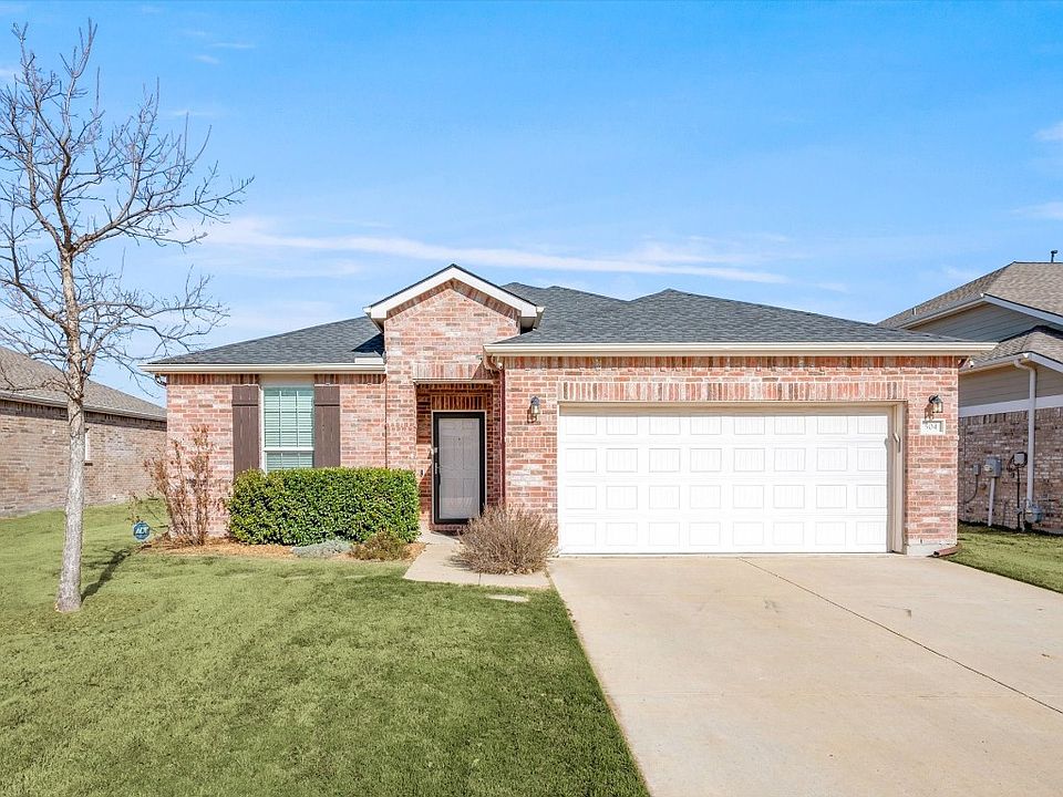 1st image of 504 High Desert Dr