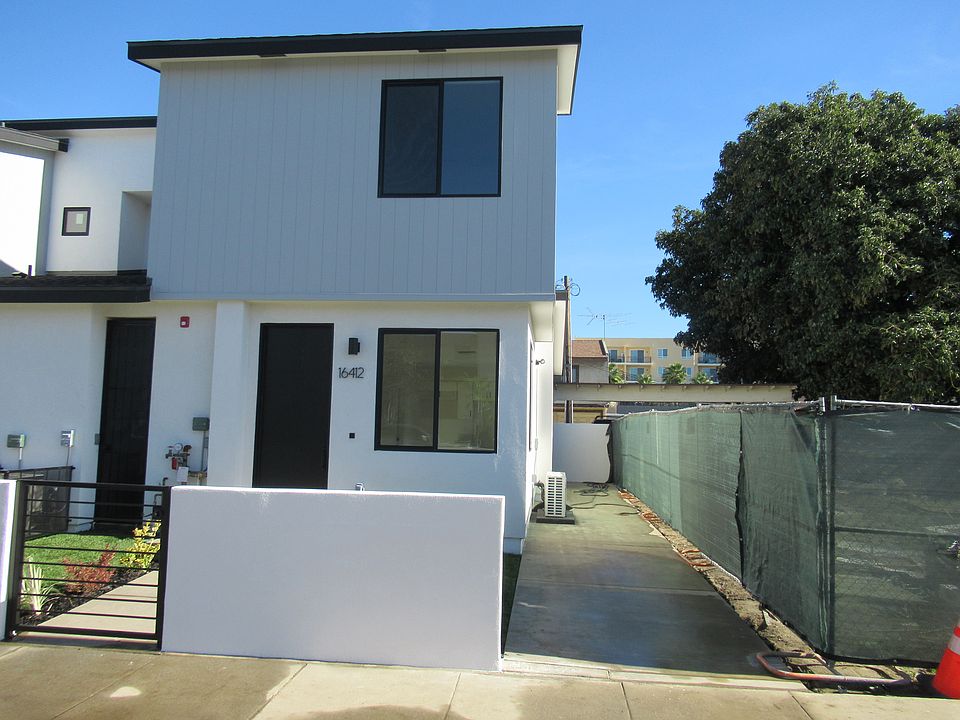 1st image of 16412 Orchard Ave