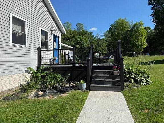 5th image of 240 Tucker Rd