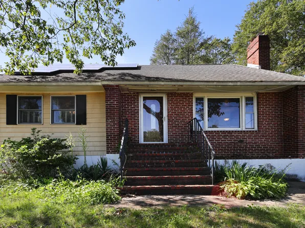 310 Douglas Street, Bridgeport, CT 06606