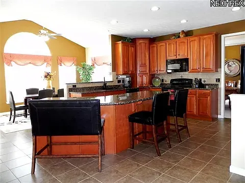 38635 Amberwood Dr — Photo 26