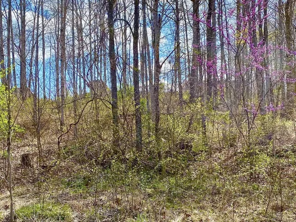 1284 Paradise Rd, Somerset, KY 42501