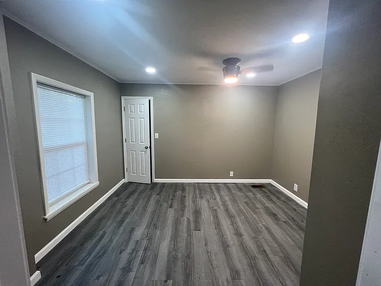 1231 S 76th East Ave — Photo 13
