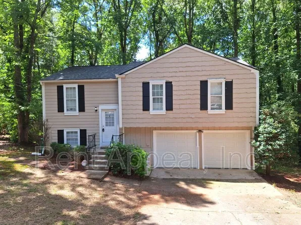 3839 Valpariso Cir, Decatur, GA 30034