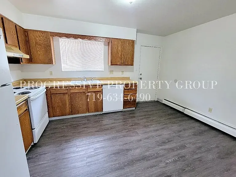 49 Chestnut Dr #B — Photo 1