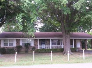 215 Nance Cir, Paris, TN 38242