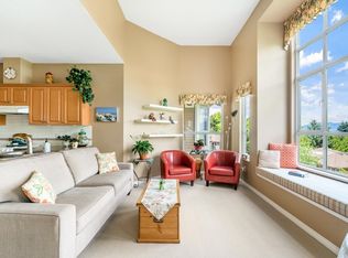 5280 Oakmount Cres #406, Burnaby, BC V5H4S1