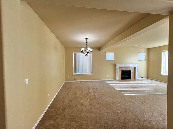 4th image of 3904 Rossberg St SE