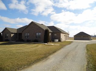 100 N Forrest Dr, Mazon, IL 60444