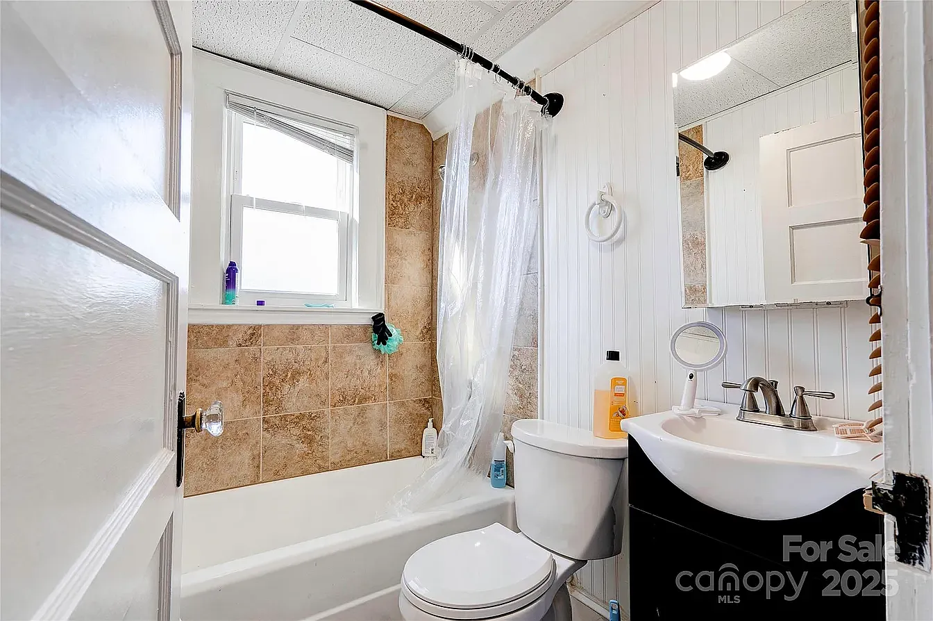 1 bed, 800 sqft, $925 — Photo 4
