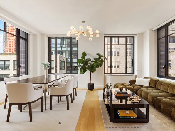 110 Charlton Street image 2 of 21