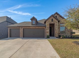 511 Ranchwood Dr, Justin, TX 76247