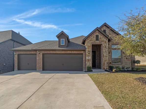 511 Ranchwood Dr, Justin, TX 76247