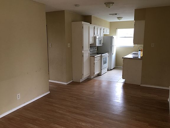 5th image of 1308 Chestnut Dr