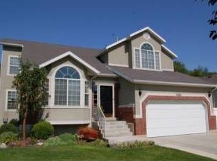 7432 Balboa Dr, Midvale, UT 84047