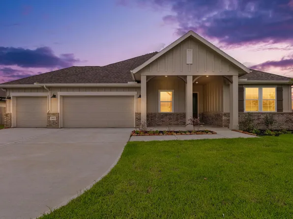 11822 Old Fashion Cir, Mont Belvieu, TX 77535